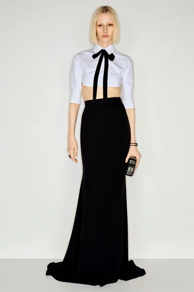 Look 10